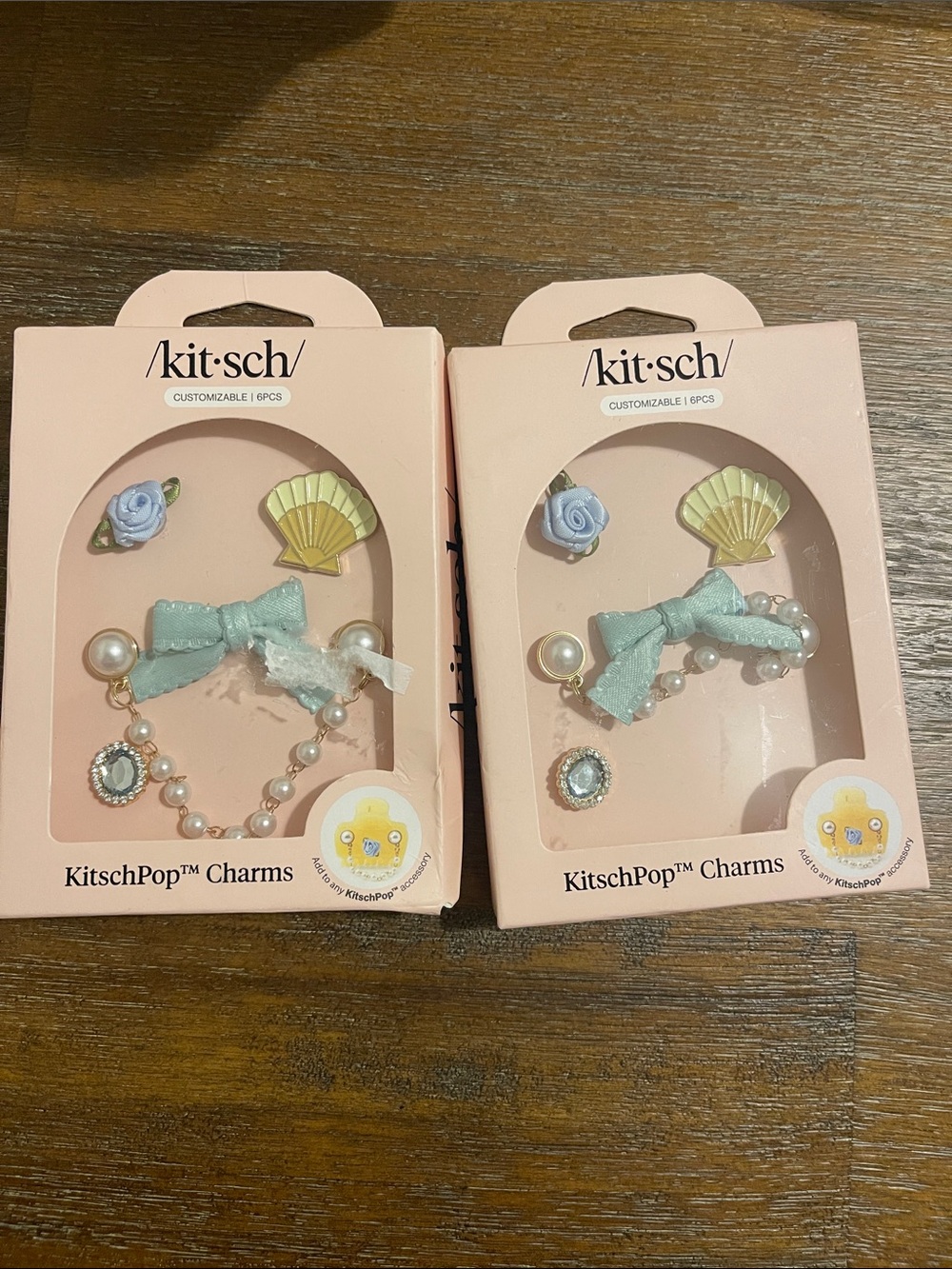 NWT Kitsch Mint Bow and Pearl Charm Earring Set with Shell & Rose Accents